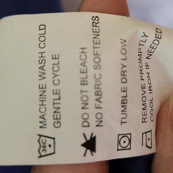 Ladies zero restriction gold top - Picture 5 of 5